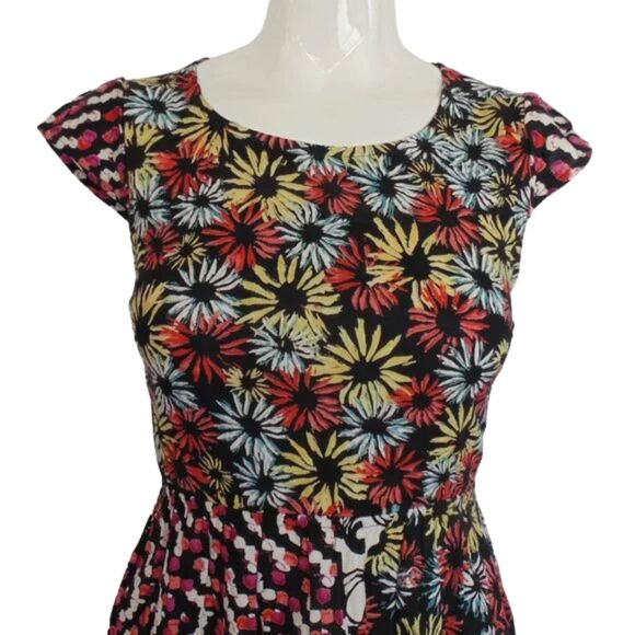 ANGIE Dress, Jr M, Multicolor Floral Mixed Print, Open Lace Back, Short sleeves - Picture 4 of 12